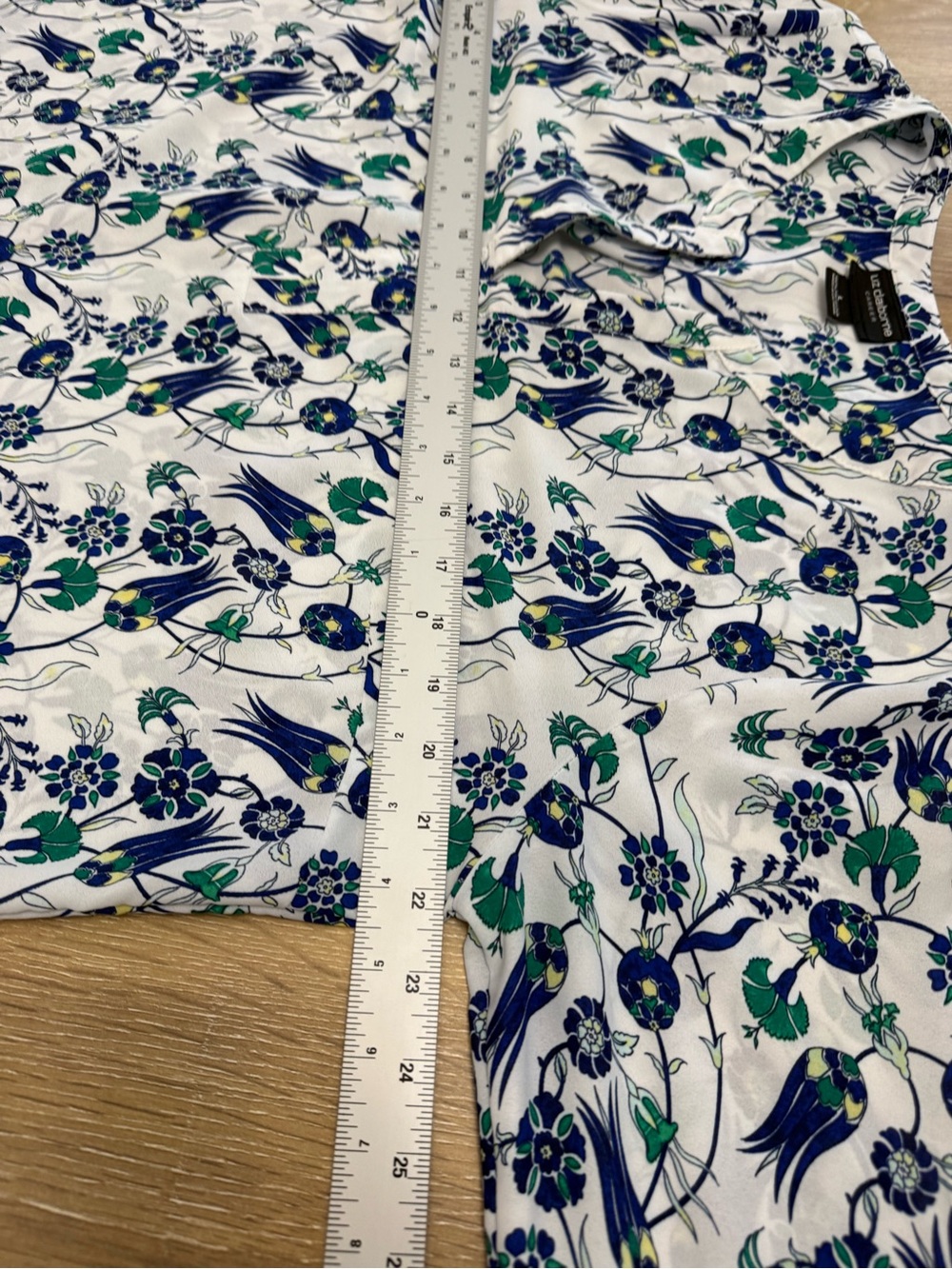Liz Claiborne White Floral Border Print Tunic with Blue & Green Accents - Picture 5 of 6